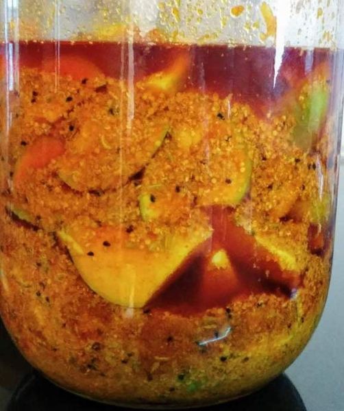 Aam ka Achaar / Encurtidos de Mango Estilo Indio!!