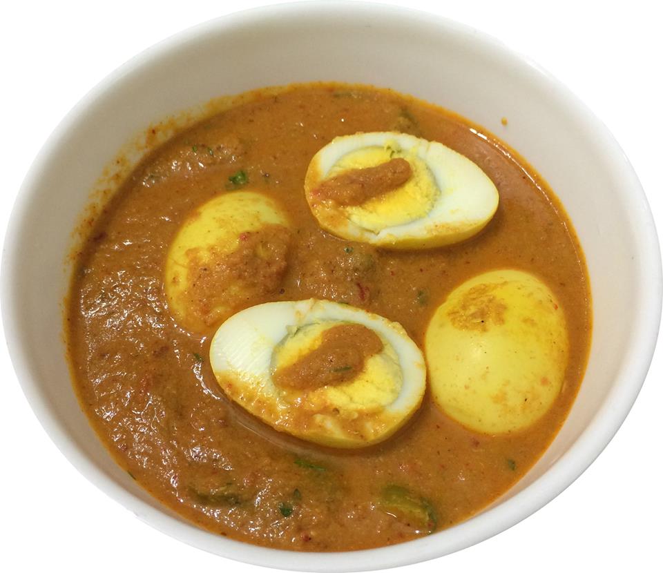 Eggs and Capsicum Curry / Huevo y Pimiento al Curry