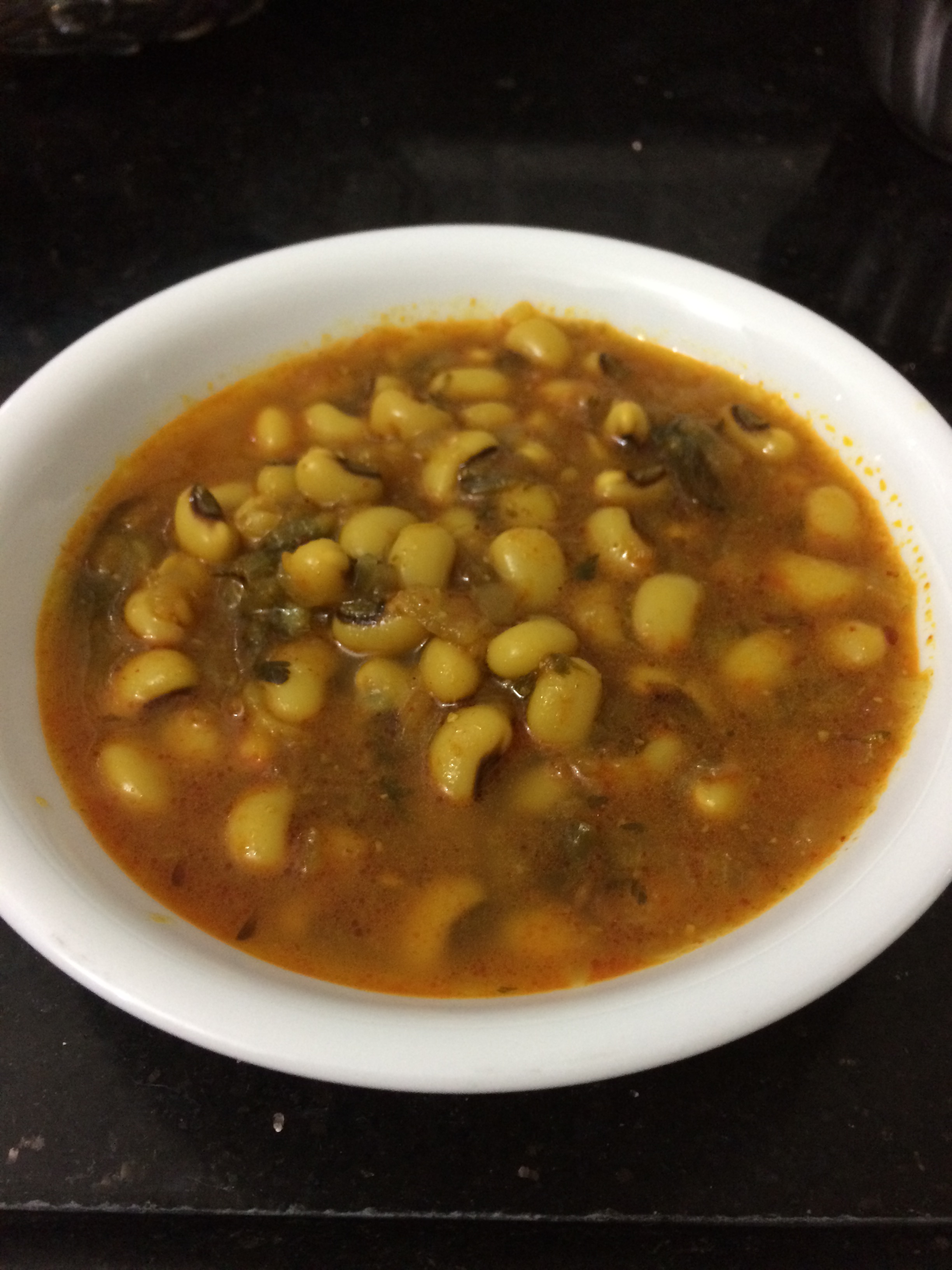 Chawli ki Sabzi / Black eyed Beans / Frijoles Caritas (Estilo Indio)